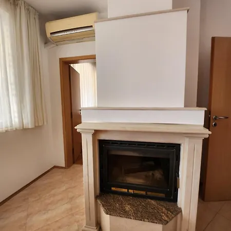 лукс лазур с безплатен паркинг Apartment Pomorie